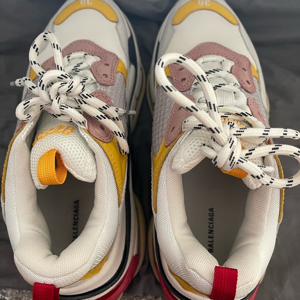Authentic Balenciaga Triple S Shoes - Picture 7 of 9